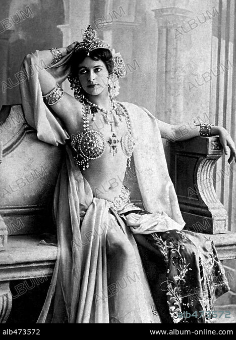 Mata Hari Margaretha Geertruida Zelle Dutch Exotic Dancer Courtesan