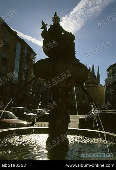 PLAZA DEL REY SAN FERNANDO FUENTE A CONTRALUZ Album Alb6183363