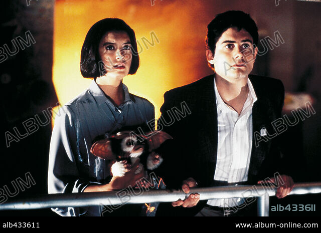 PHOEBE CATES And ZACH GALLIGAN In GREMLINS 2 THE NEW BATCH 1990