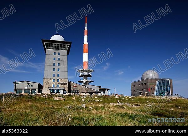 Former military facilities on the Brocken, listening stations, Stasi mosque, TV tower, Brocken hotel, antenna mast, Brocken house, visitor centre of the Harz National Park and museum, cloud house, refuge, Blocksberg, Brocken peak, summit pla.