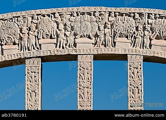 Stupas of Sanchi, UNESCO World Heritage site, built by King Ashoka, Mauryan dynasty, Sanchi, Vidisha in Madhya Pradesh, North India, India, Asia.