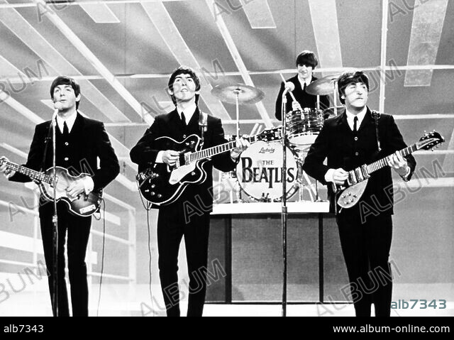 The Beatles Performing On The Ed Sullivan Show In New York City ...