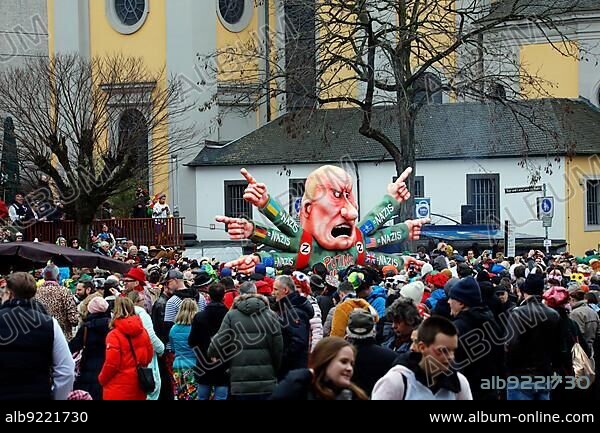 Rose Monday procession in Düsseldorf, theme float by Jacques Tilly: Putins delusion about Nazis, Düsseldorf, North Rhine-Westphalia, North Rhine-Westphalia, Germany, Europe.