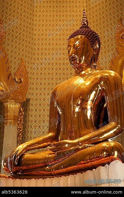 Golden Buddha, Phra Phuttha Maha Suwan Patimakon, Wat Traimit, Wat Traimit Withayaram Worawihan, Temple of the Golden Buddha, Samphanthawong District, Chinatown, Chinese Quarter, Bangkok, Thailand, Asia.