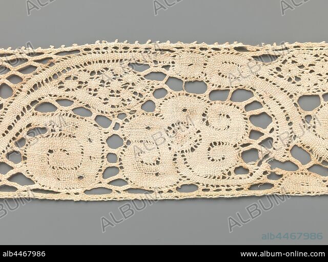 Strip of bobbin lace with a continuous tendril with a rose and