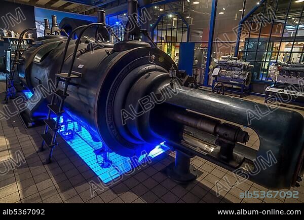 Two-cylinder tandem steam engine, MAN, built 1907, Museum Industrial Culture, Nuremberg, Middle Franconia, Bavaria, Germany, Europe.