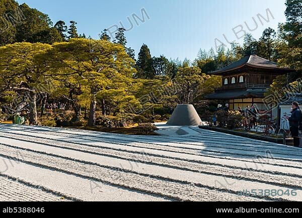 Rock garden, Zen garden with Mount Fuji replica, Jisho-ji, Zen temple, Higashiyama, Kyoto, Japan, Asia.