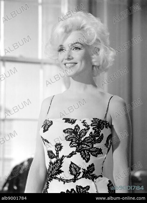  SomethingS Got To Give Marilyn Monroe (With Jeff) 1962 Tm And  Copyright ?20Th Century-Fox Film Corp All Rights Reserved Photo Print (8 x  10): Posters & Prints