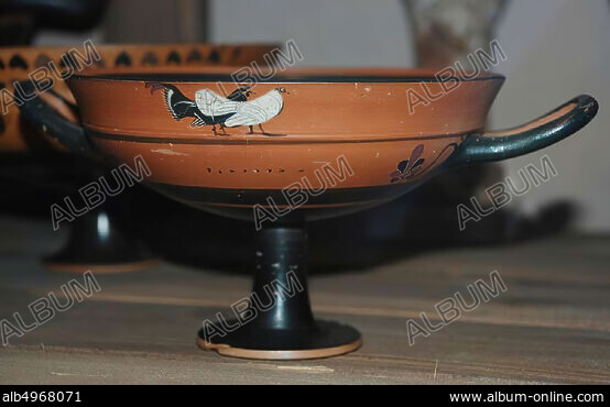 Achilles Hector store Menelaos Paris -Trojan War Theme - Black Figure small Kylix Vase