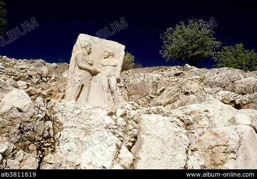 ANCIENT STATUES - Stock Photos, Illustrations and Images - Album