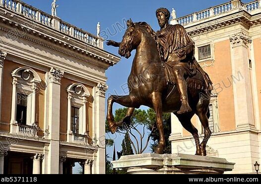 PIAZZA CAMPIDOGLIO - Stock Photos, Illustrations and Images - Album