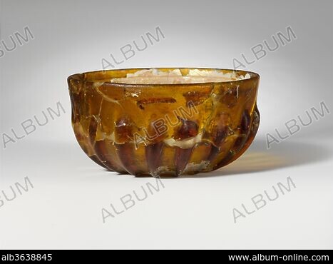 Large ribbed glass bowl, bowl, rib bowl, glass, molded, h. 12.4 cm