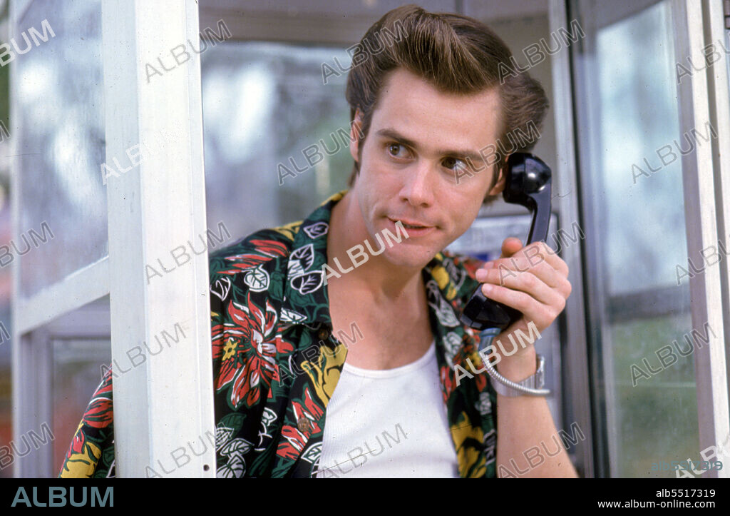 JIM CARREY en ACE VENTURA, UN DETECTIVE DIFERENTE, 1994 (ACE VENTURA: PET DETECTIVE), dirigida por TOM SHADYAC. Copyright WARNER BROTHERS.