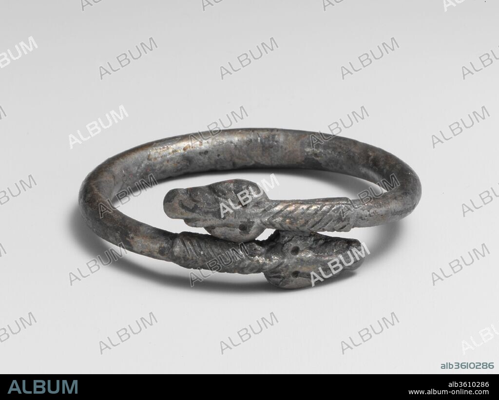 The House of the Golden Bracelet | History and Archaeology Online