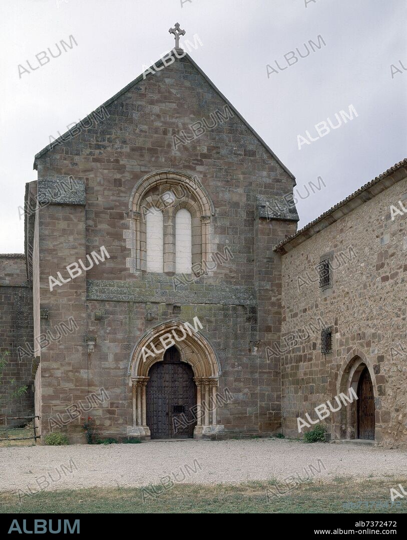 Exterior Fachada Principal De La Iglesia S Xii Album Alb