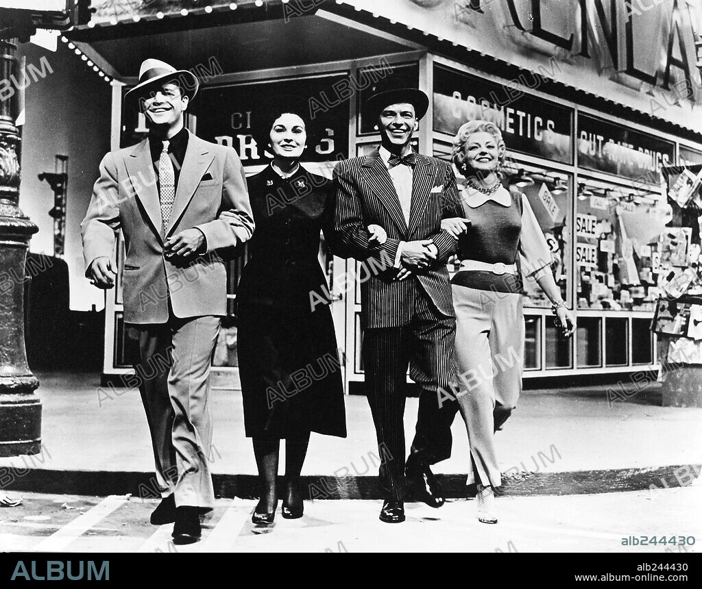 FRANK SINATRA, JEAN SIMMONS, MARLON BRANDO and VIVIAN BLAINE in GUYS AND DOLLS, 1955, directed by JOSEPH L. MANKIEWICZ. Copyright M.G.M/SAMUEL GOLDWYN.