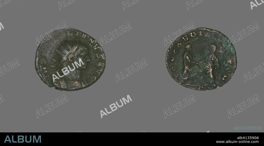 ANCIENT ROMAN. Coin Portraying Emperor Aurelian. Roman. Date: 270 AD-275 AD. Dimensions: Diam. 2.2 cm; 4.02 g. Bronze. Origin: Roman Empire.