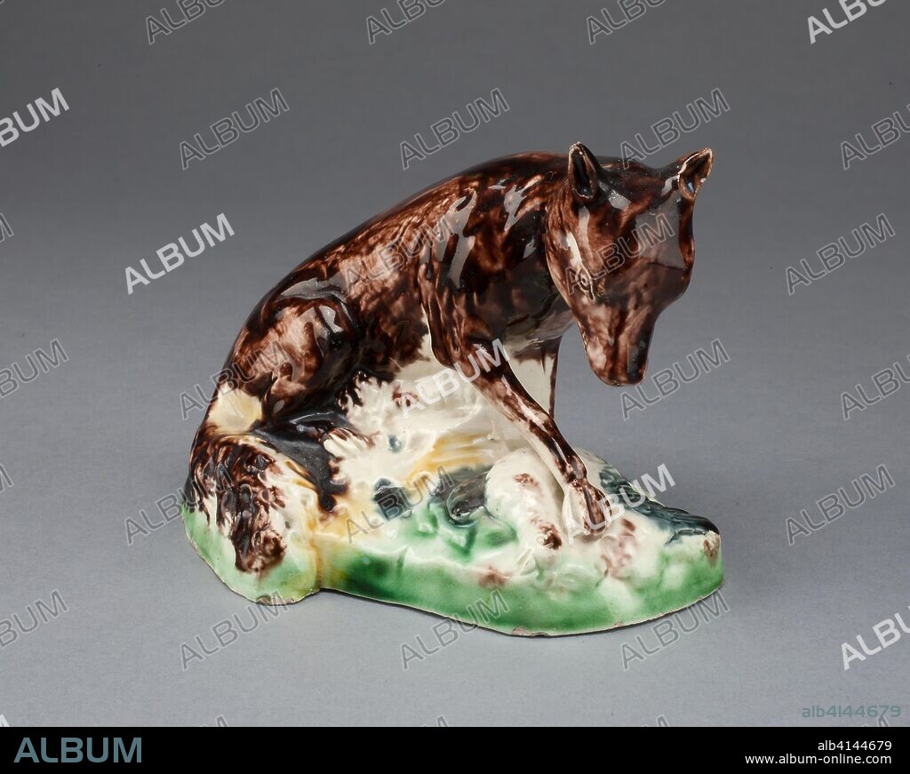 Fox. Staffordshire, England. Date: 1775-1785. Dimensions: 9.5 x 11.4 x 8.3 cm (3 3/4 x 4 1/2 x 3 1/4 in.). Lead-glazed earthenware (creamware). Origin: Staffordshire.