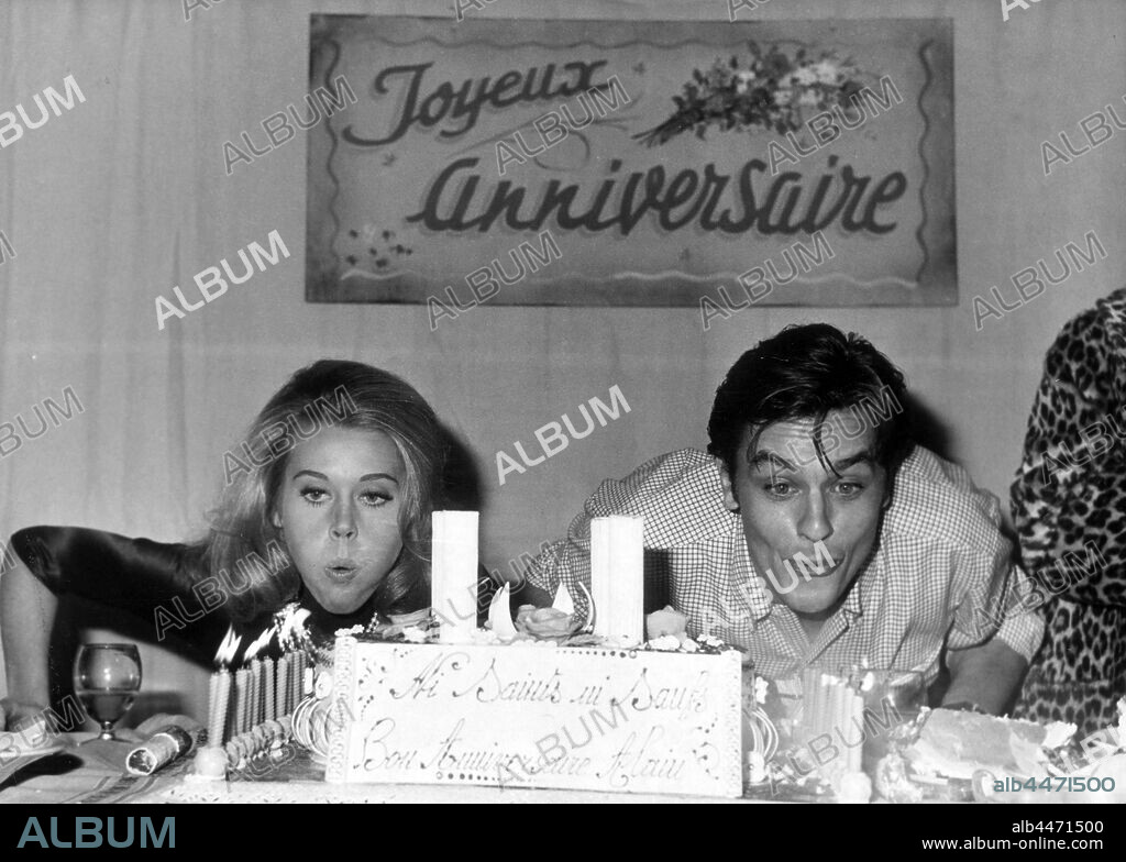 ALAIN DELON and JANE FONDA in JOY HOUSE, 1964 (LES FELINS), directed by RENE CLEMENT. Copyright CIPRA/M.G.M.