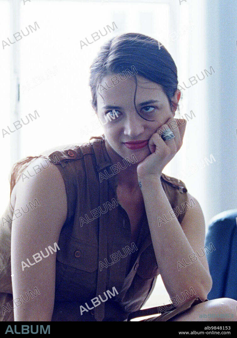 ASIA ARGENTO in BOARDING GATE, 2007, directed by OLIVIER ASSAYAS. Copyright  Canal+ / TPS Star. - Album alb9848153