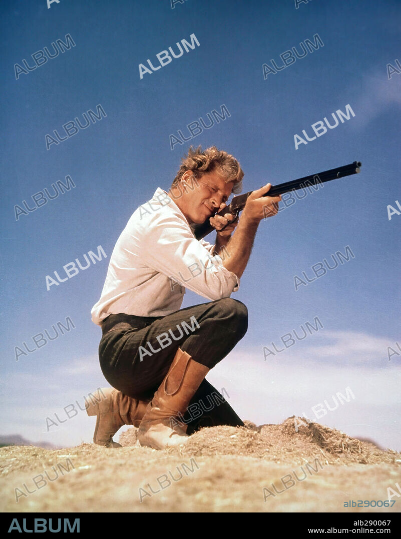 BURT LANCASTER in THE UNFORGIVEN, 1960, directed by JOHN HUSTON. Copyright HECHT-HILL-LANCASTER/UNITED ARTISTS.