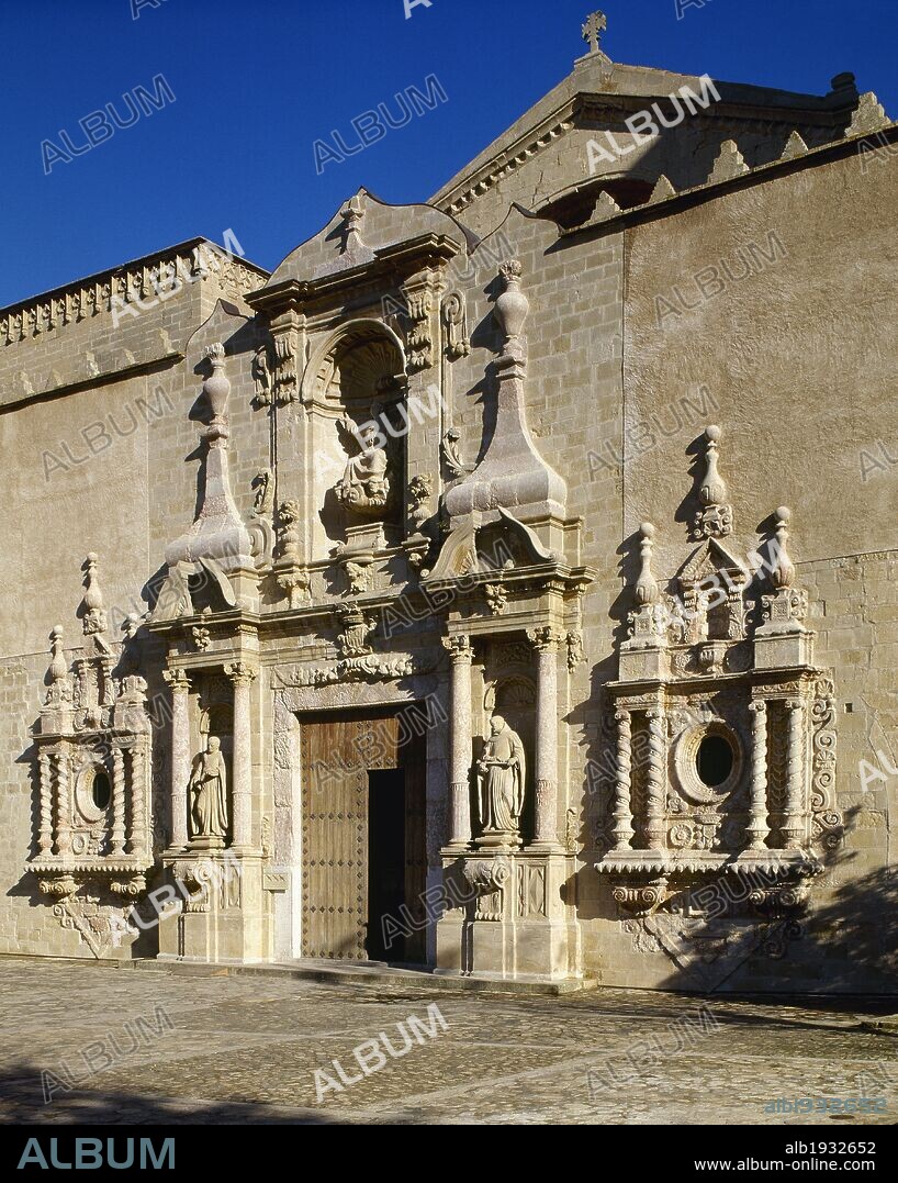 Spain, Catalonia, Tarragona province, Vimbodi. The Royal Abbey of Santa Maria de Poblet, a Cistercian monastery founded in 1150 by order of Count Ramon Berenguer IV. Baroque portal of the church of Saint Mary, 17th century, attributed to Pere Oller.