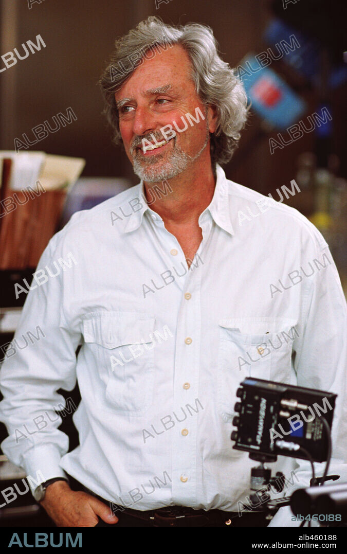 PHILIP KAUFMAN in TWISTED, 2004, directed by PHILIP KAUFMAN. Copyright TM/PARAMOUNT PICTURES / EMERSON, SAM.