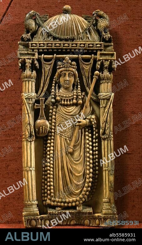 Ariadne, East Roman empress, daughter of Leo I, wife of Zeno. Empress Ariadne. Part of a diptych. Ivory, Byzantine, c. 500. Collezione Riccardi, Inv. No. 24 C. Florence, Museo Nazionale del Bargello.