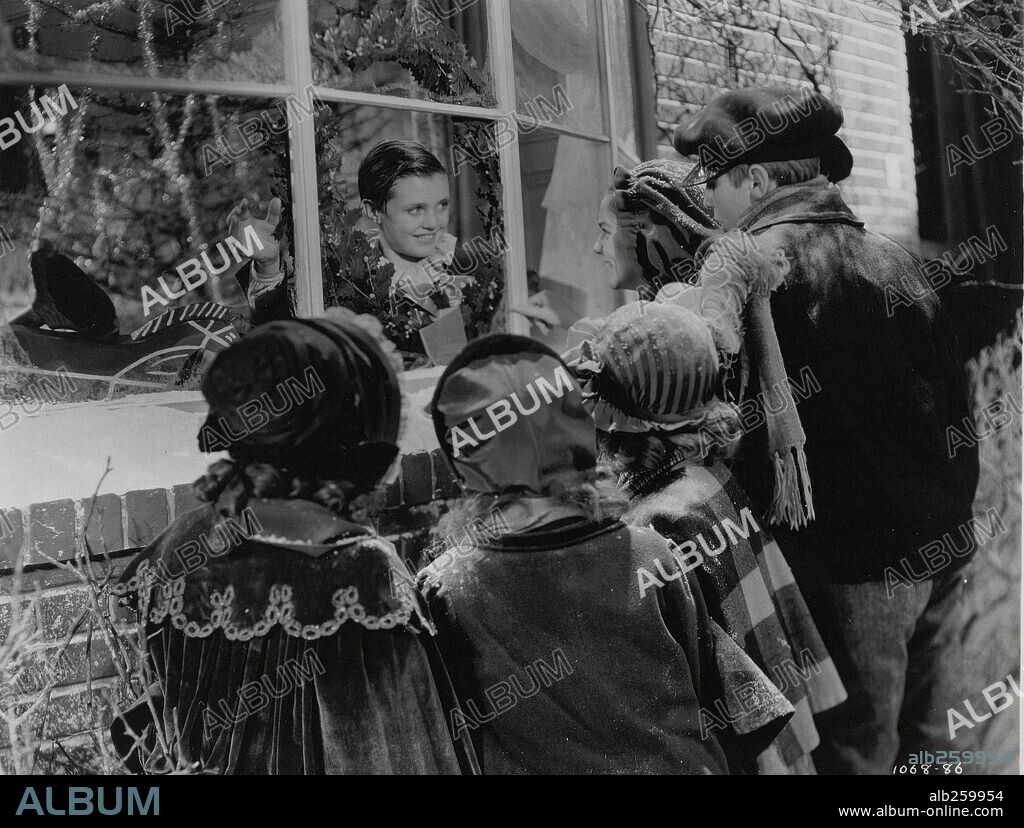 TERRY KILBURN en CUENTO DE NAVIDAD, 1938 (A CHRISTMAS CAROL). Copyright M.G.M.