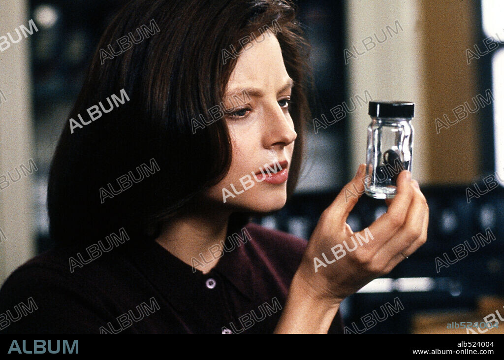 JODIE FOSTER in THE SILENCE OF THE LAMBS, 1991, directed by JONATHAN DEMME. Copyright ORION PICTURES.