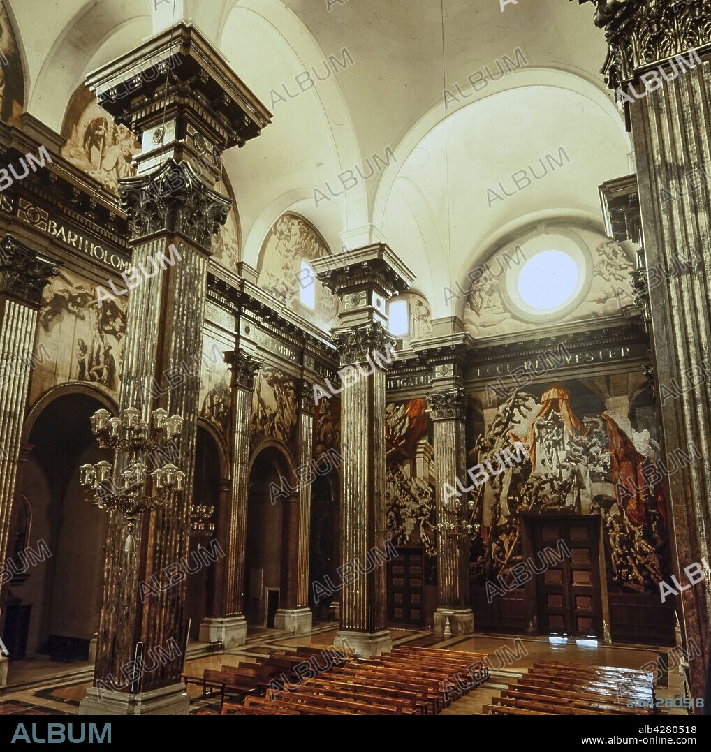 Josep Maria Sert / Wall paintings of the Vic Cathedral, 20th. Century. -  Album alb4280518