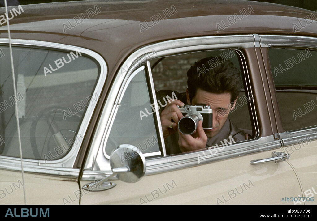 ADRIEN BRODY in HOLLYWOODLAND 2006 directed by ALLEN COULTER