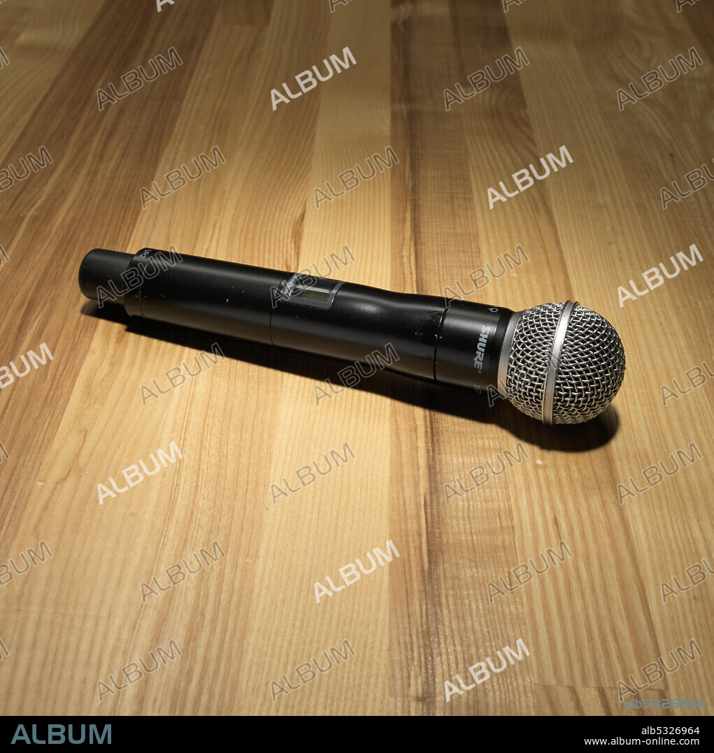 SHURE. Cordless microphone used by Rakim to record The 18th Letter