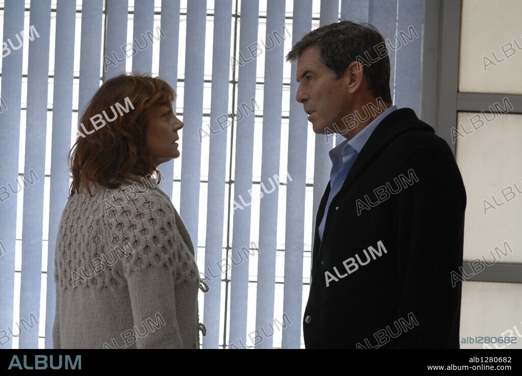 PIERCE BROSNAN and SUSAN SARANDON in THE GREATEST, 2009, directed by SHANA FESTE. Copyright BARBARIAN FILMS/IRISH DREAMTIME/OCEANA MEDIA FINANCE.