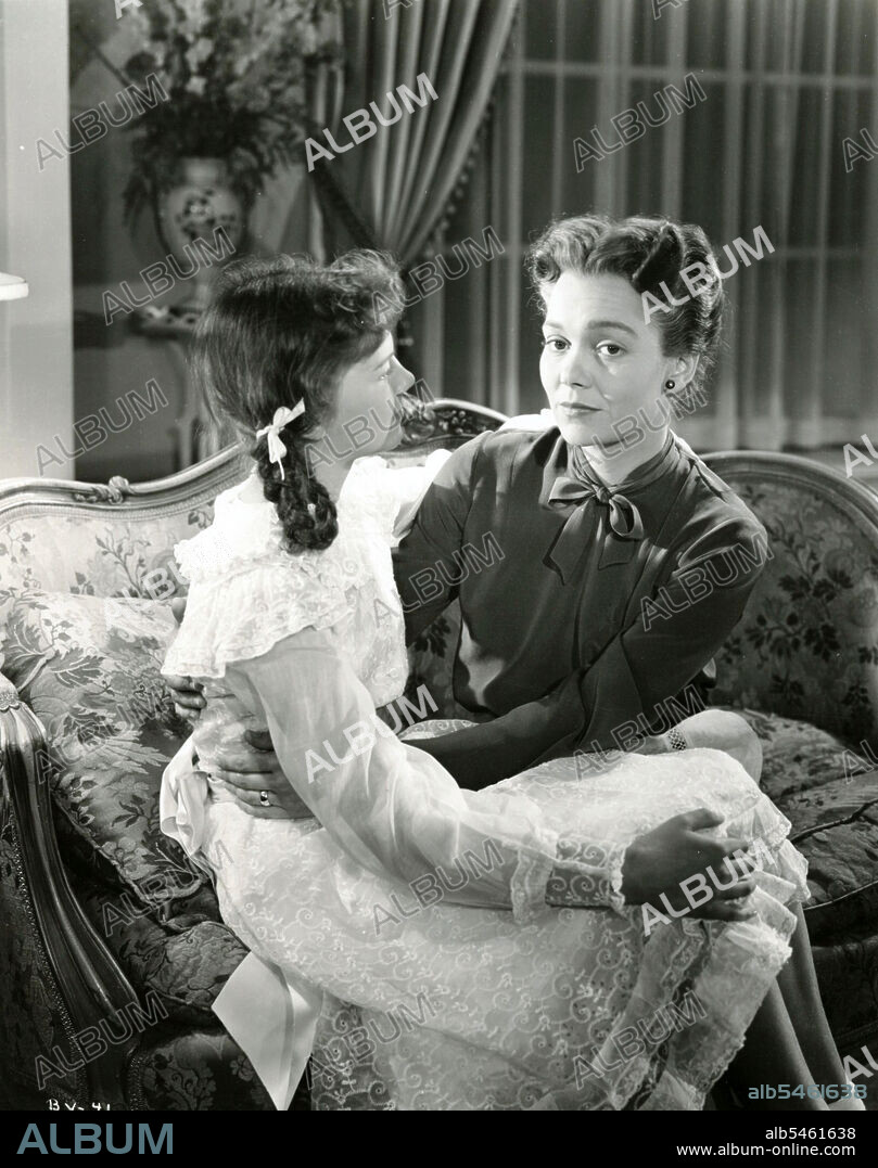 JANE WYMAN and NATALIE WOOD in THE BLUE VEIL, 1951, directed by CURTIS ...