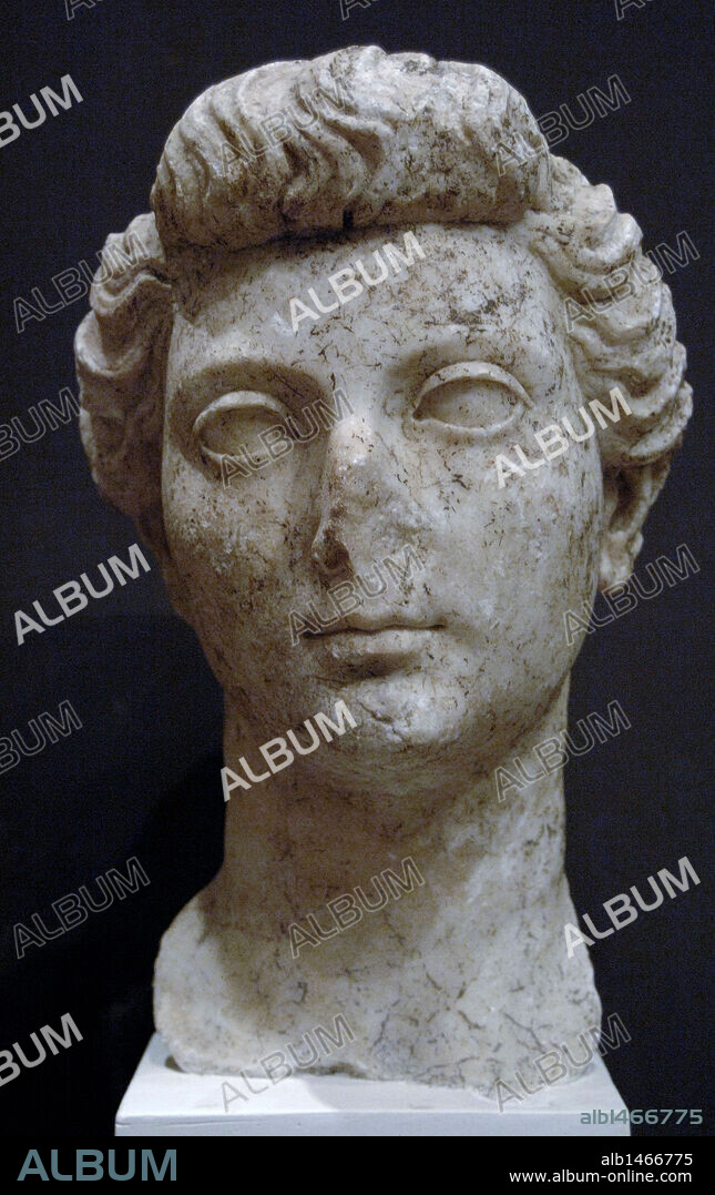 Bust of Empress Livia, wife of Augustus. Found during the excavations Butrint theater in 1928.  Dated in the last quarter of I century b.C. Ruins of Butrint Museum. Republic of Albania.