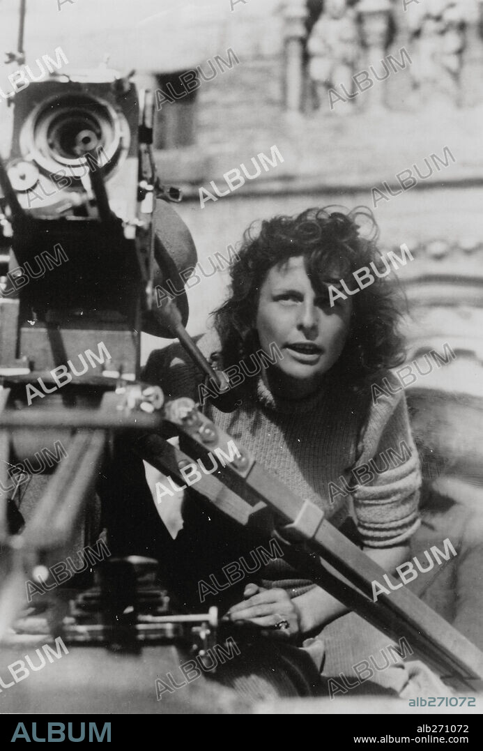 LENI RIEFENSTAHL.