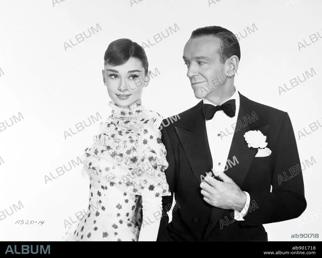 AUDREY HEPBURN and FRED ASTAIRE in FUNNY FACE, 1957, directed by STANLEY  DONEN. Copyright PARAMOUNT PICTURES. - Album alb901718