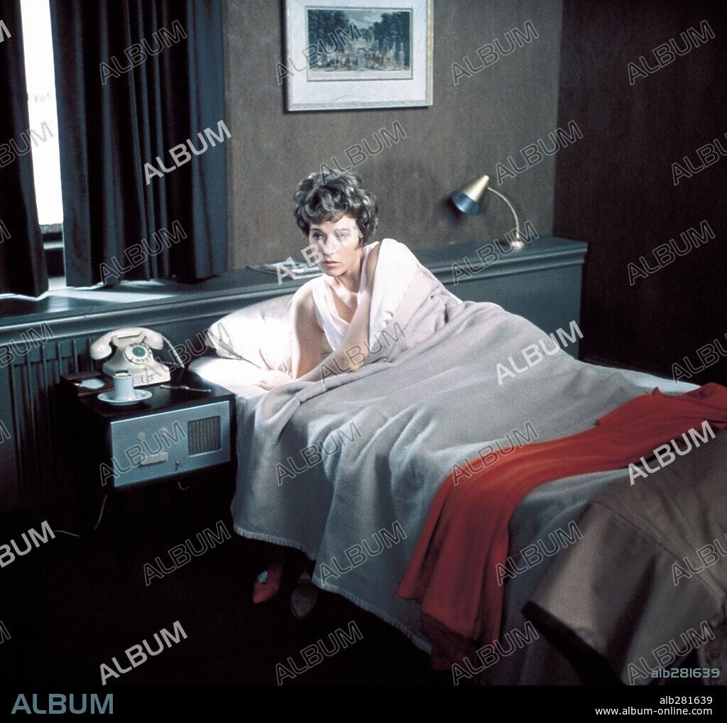 JULIE ANDREWS en CORTINA RASGADA, 1966 (TORN CURTAIN), dirigida por ALFRED HITCHCOCK. Copyright UNIVERSAL PICTURES.