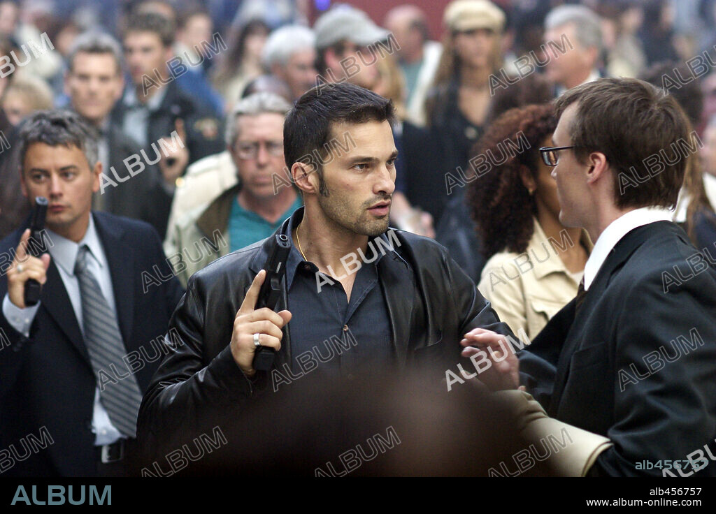 OLIVIER MARTINEZ in TAKING LIVES 2004 directed by D. J. CARUSO