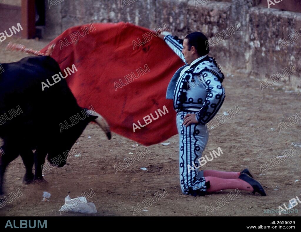 ORDOÑEZ , ANTONIO MATADOR DE TOROS ESPAÑOL . RONDA 1932 - 1998 CORRIDA  GOYESCA EN RONDA;. - Album alb2656029