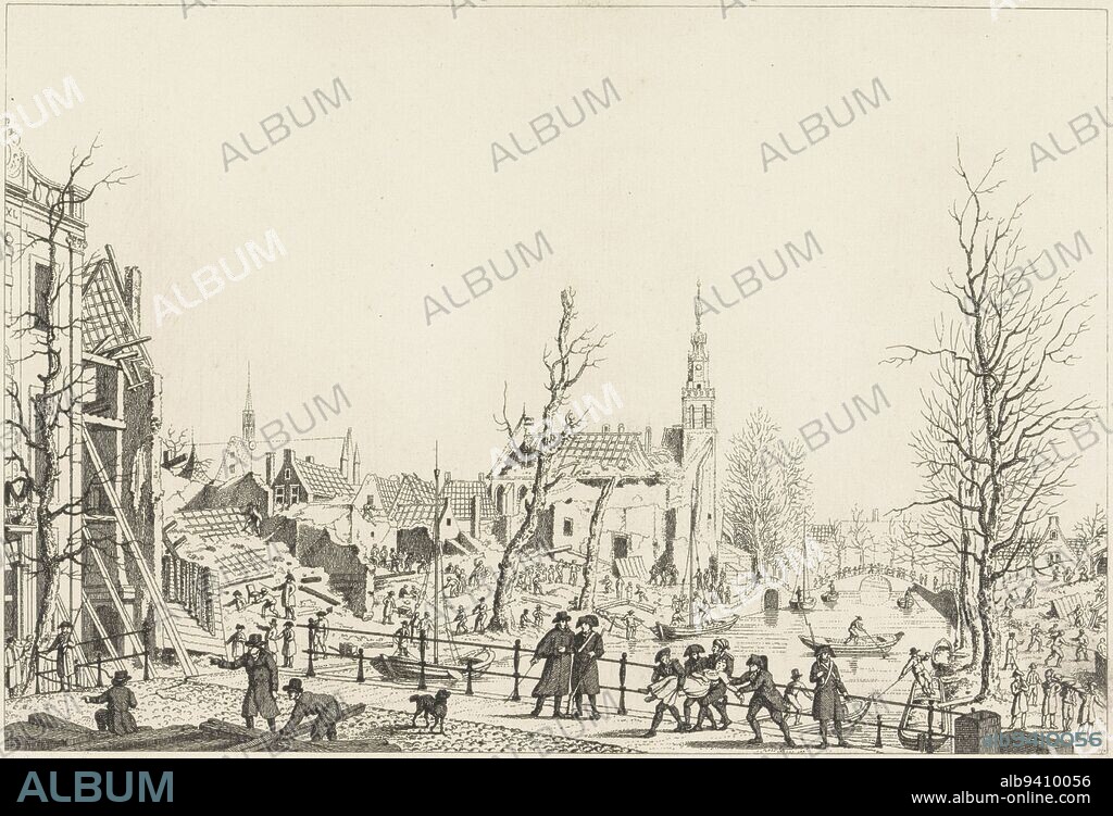 View from the Nieuwsteeg bridge of the destroyed area after the gunpowder disaster at the Rapenburg (Steenschuur) in Leiden on 12 January 1807. Clearance work after the disaster, in the centre the Saaihal, on the left in the distance the Pieterskerk Leiden. In the foreground the body of a victim is carried away, Ruins on the Rapenburg in Leiden after the disaster, 1807., print maker: Jacob Ernst Marcus, (mentioned on object), intermediary draughtsman: Johannes Jelgerhuis, (mentioned on object), Netherlands, 1807, paper, etching, h 230 mm × w 330 mm.