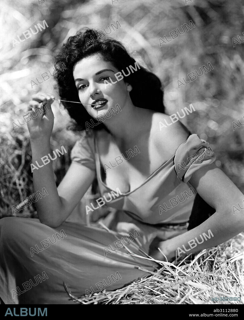 JANE RUSSELL in THE OUTLAW, 1943, directed by HOWARD HUGHES. Copyright RKO.