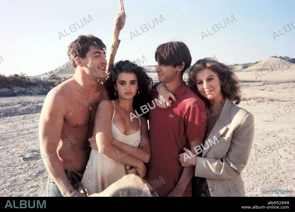 JAVIER BARDEM JORDI MOLLA and PENELOPE CRUZ in JAMON JAMON 1992