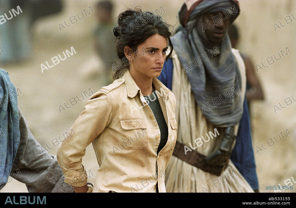 PENELOPE CRUZ in SAHARA 2005 directed by BRECK EISNER. Copyright