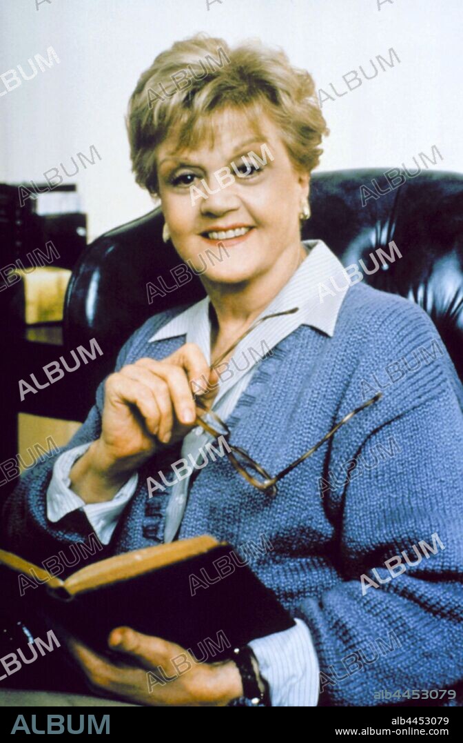 ANGELA LANSBURY in MURDER, SHE WROTE, 1984, directed by ALLEN REISNER, JERRY JAMESON, SEYMOUR ROBBIE and VINCENT MCEVEETY. Copyright UNIVERSAL TV.