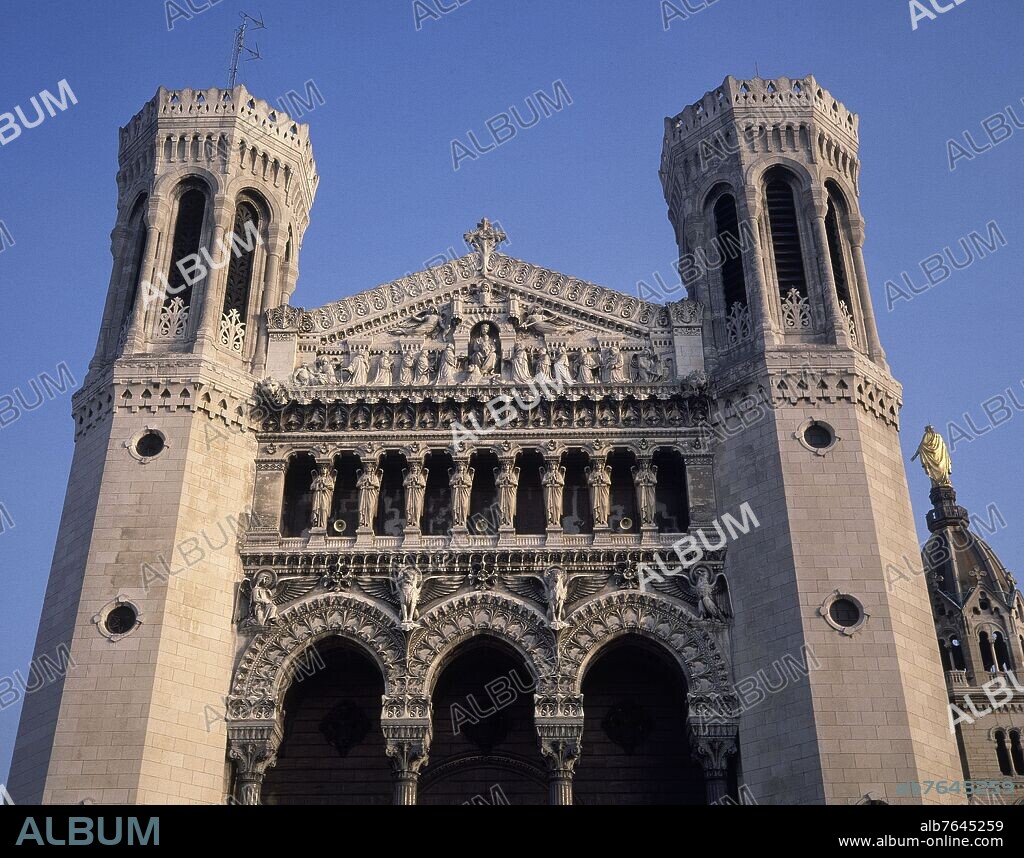 CATEDRAL-FACHADA-DETALLE.