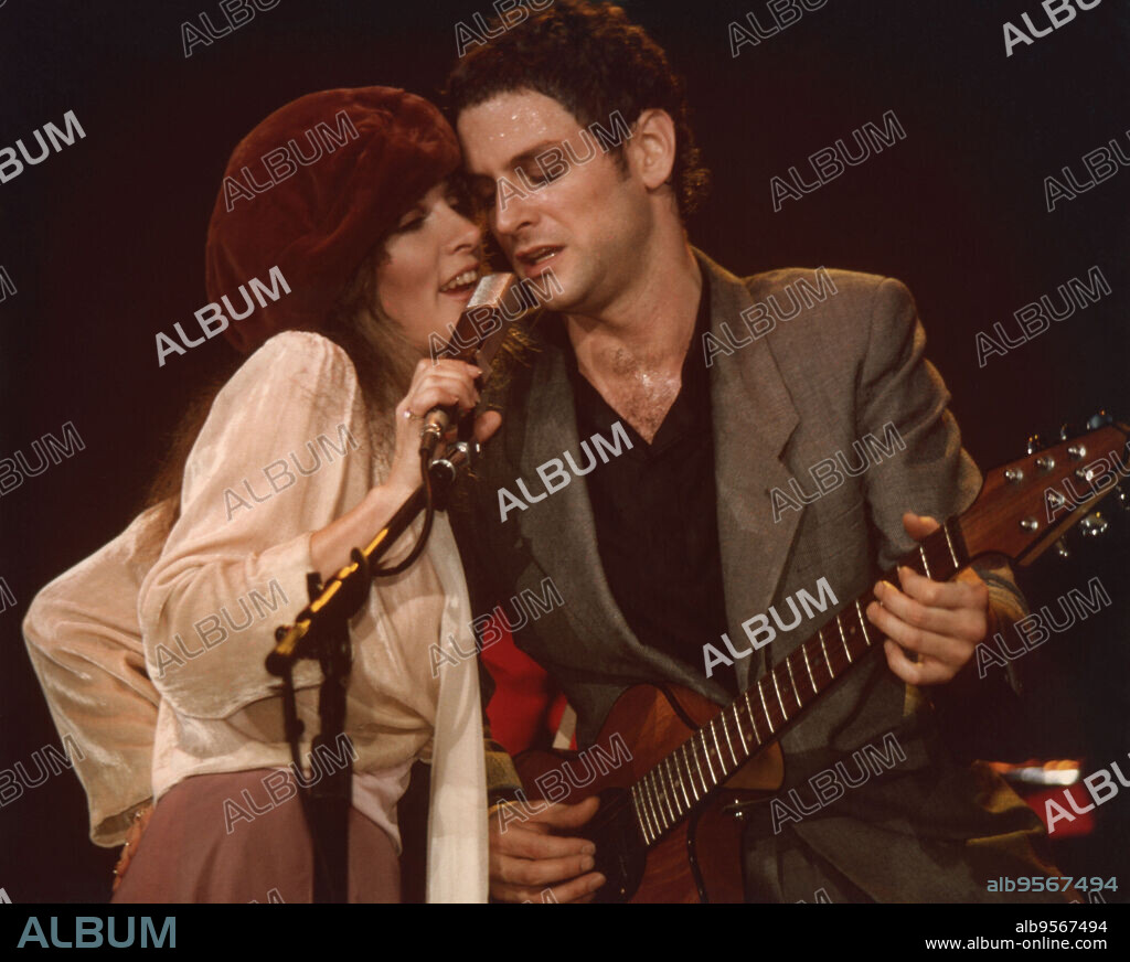 Stevie Nicks & Lindsey Buckingham of Fleetwood Mac, Civic Center, Providence, Rhode Island, USA (Credit Image: © Arthur DAmario III/ZUMA Press Wire).