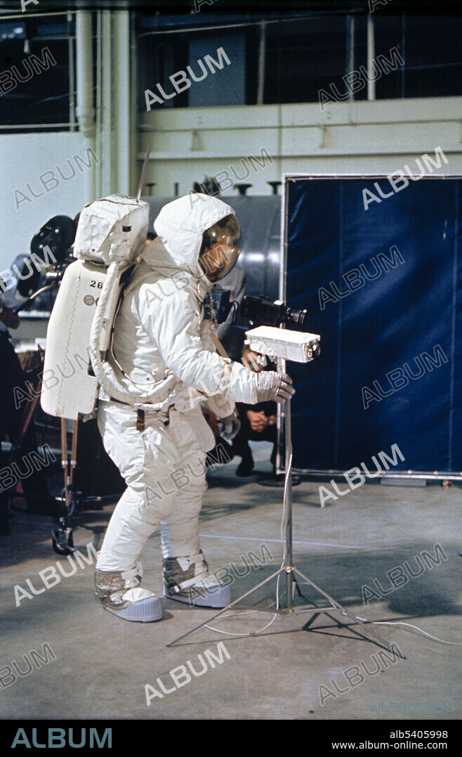 neil armstrong costume built from scratch