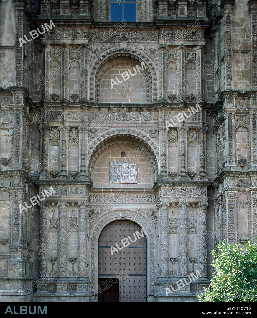Spain. Extremadura. New Cathedral of Plasencia. North facade. 15th and 16th centuries. Built by Francisco de Colonia, Juan de Alava, Alonso de Covarrubias, Diego de Siloe and Rodrigo Gil de Hontanon.